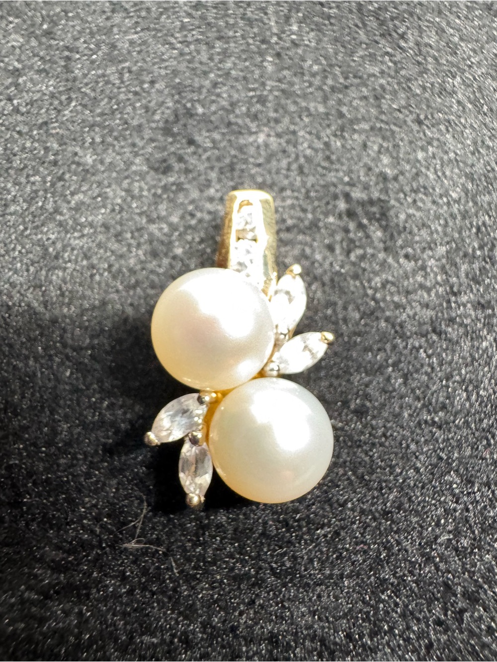Vintage 10K Gold Pendant Natural Pearl 2 Diamonds & Topaz